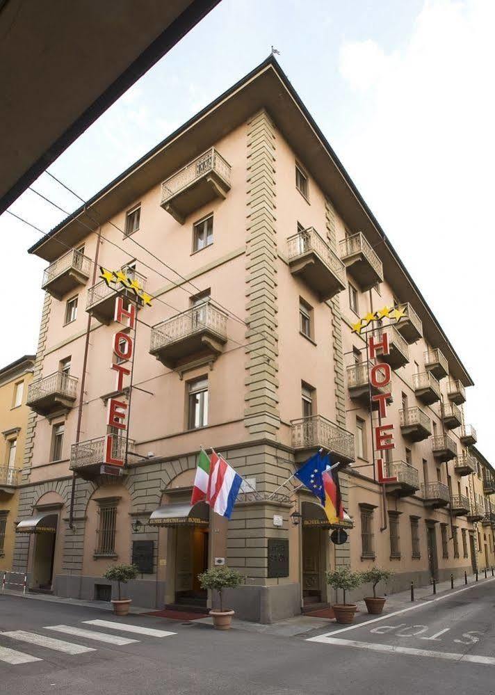 Hotel Savona Alba  Exterior photo